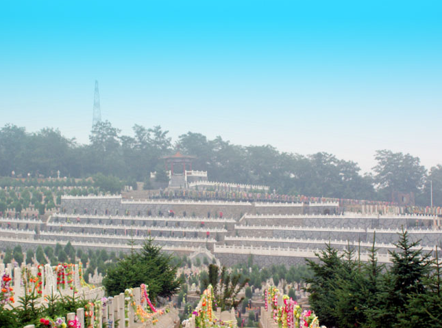 抚顺龙山息园环境展示