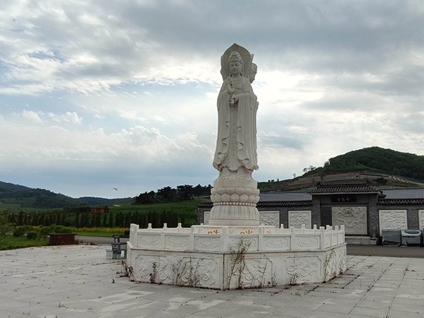 青云山墓园环境展示