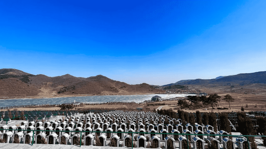 青云山墓园环境展示