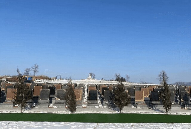 沈阳北龙山墓园环境展示