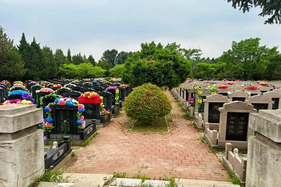 沈阳回龙岗公墓环境展示