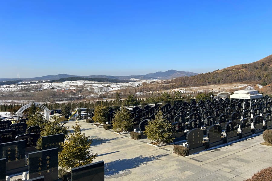沈阳龙福山墓园环境环境展示