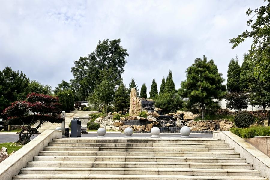 沈阳龙生墓园环境环境展示