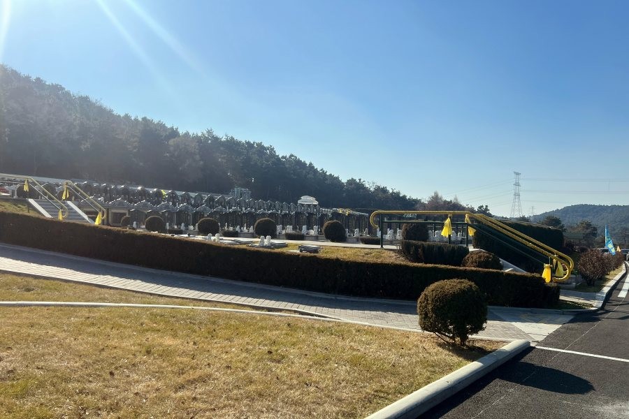 沈阳百贯山松陵公墓环境展示