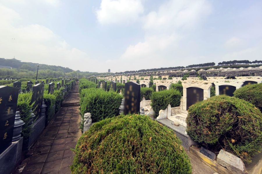 沈阳中华寺墓园环境展示