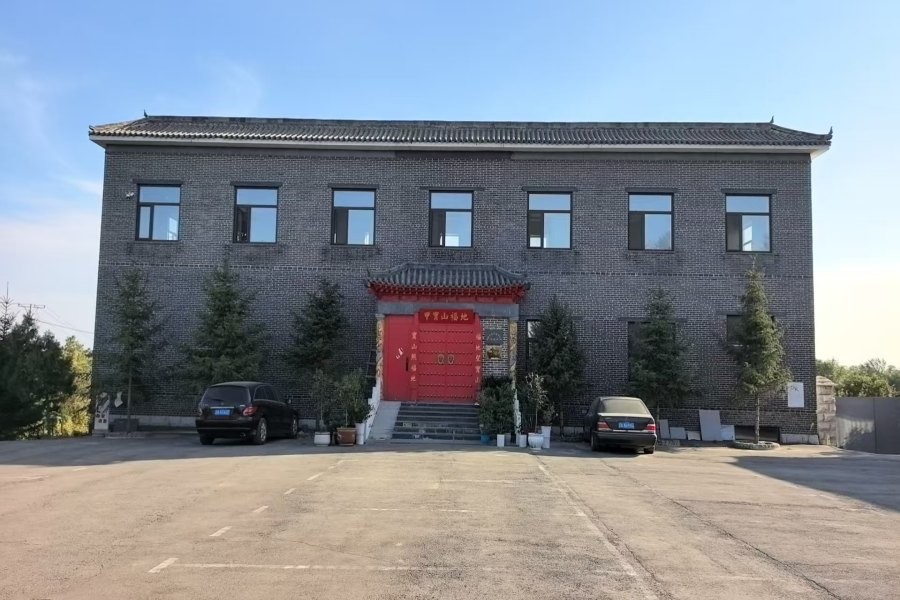 沈阳甲宝山墓园环境展示