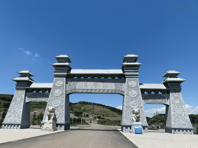 沈阳青云山墓园