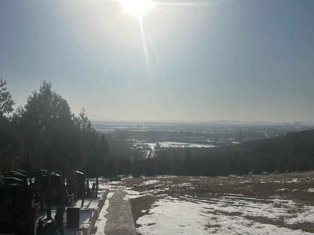沈阳塔山墓园