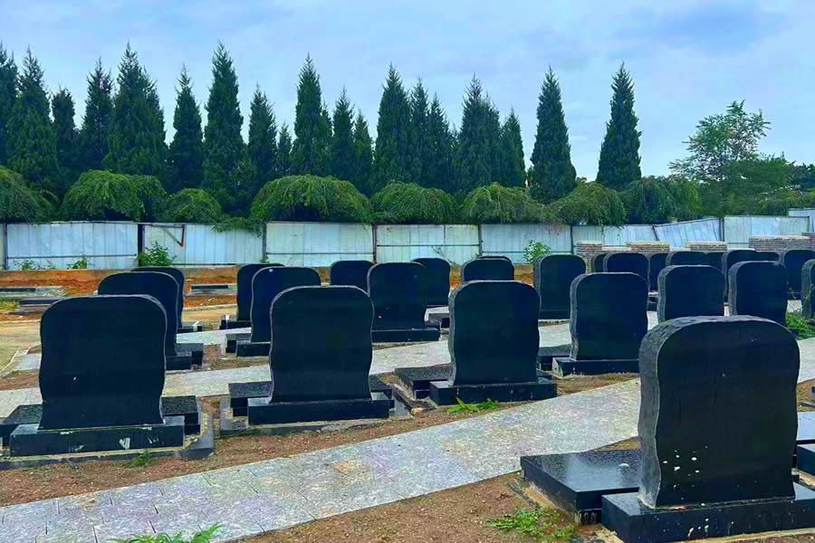 沈阳回龙岗墓园