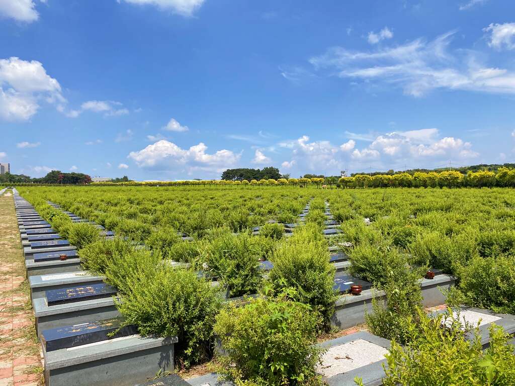 沈阳甲宝山墓园