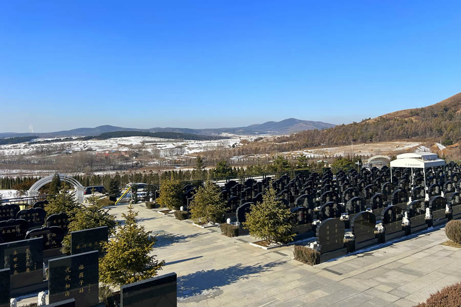 沈阳龙福山墓园 沈阳龙福山墓园