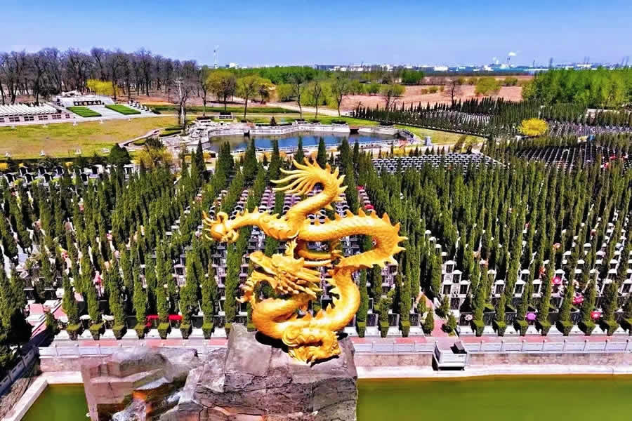 西郊卧龙墓园 西郊卧龙墓园