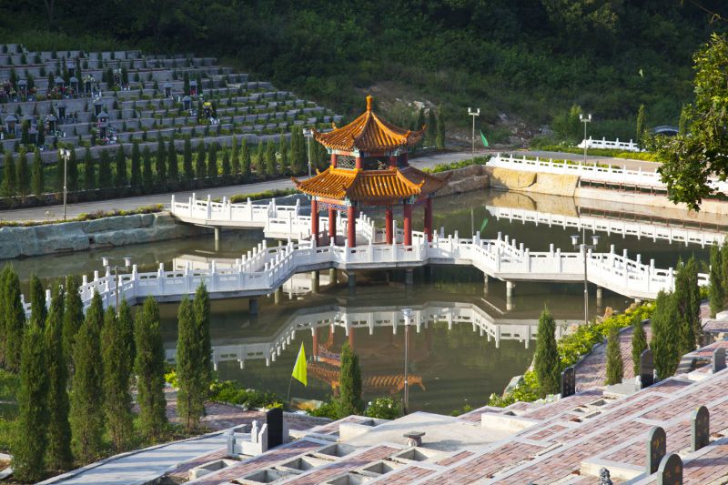 沈阳大河贝墓园