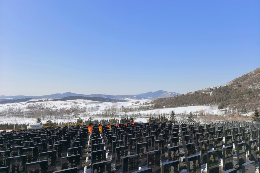 沈阳龙福山墓园