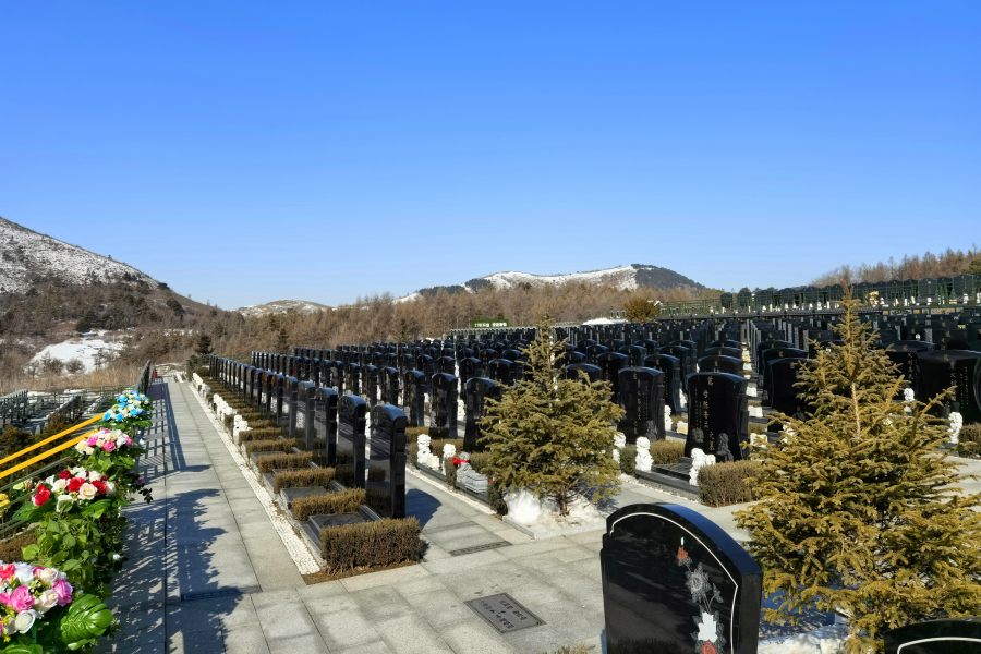 沈阳龙福山墓园