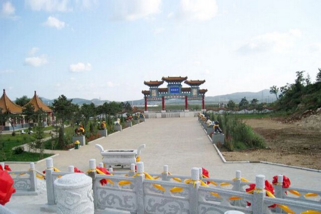 沈阳骏龙泉墓园