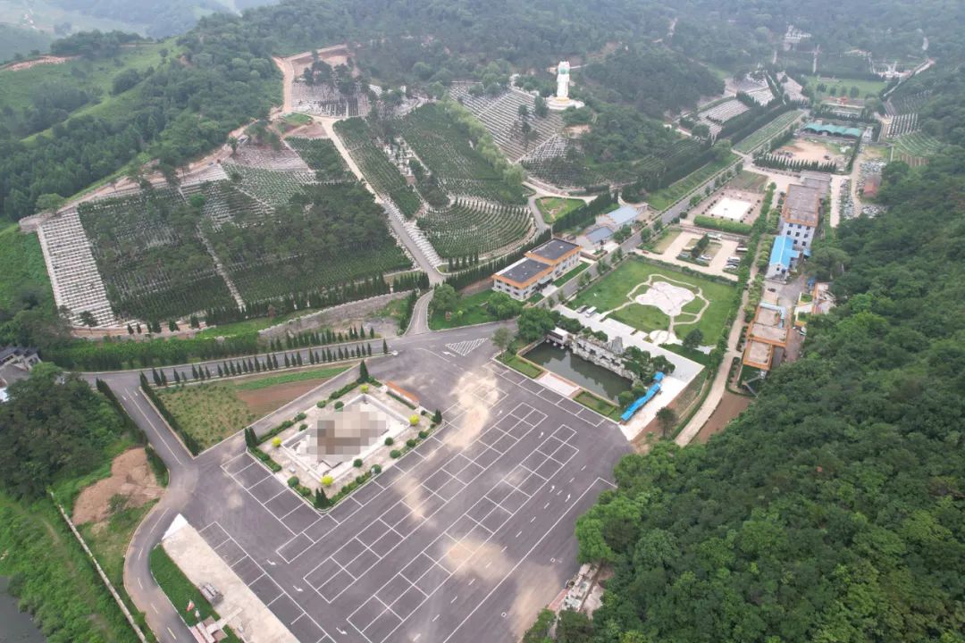 沈阳大河贝墓园