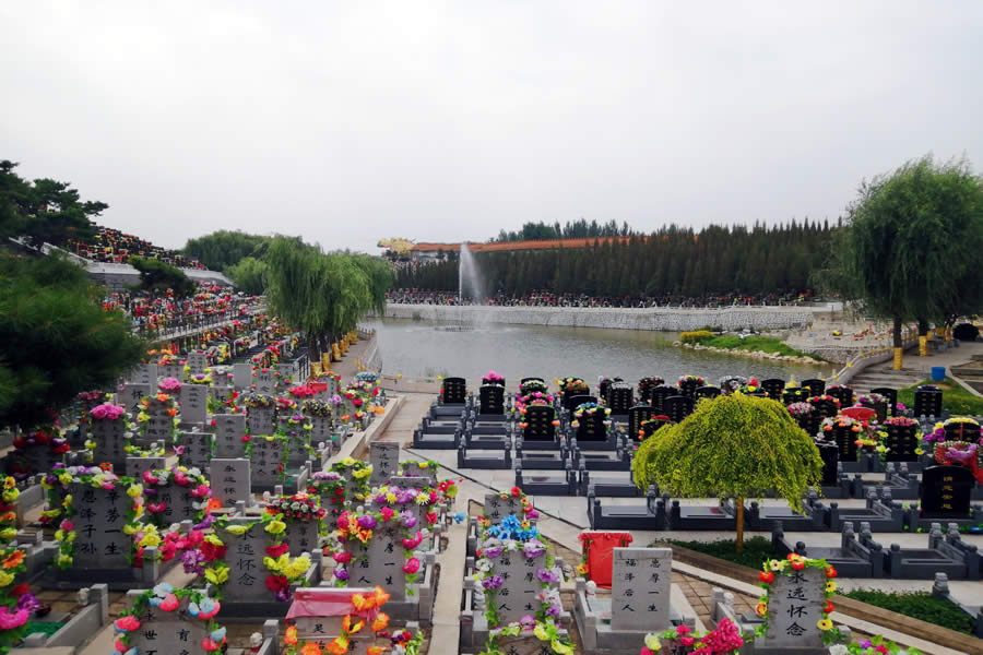 沈阳天山墓园
