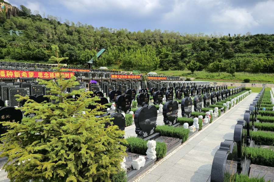 沈阳龙福山墓园