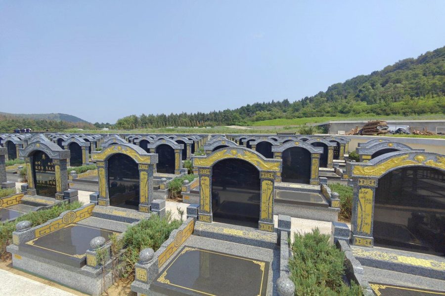 沈阳龙福山墓园