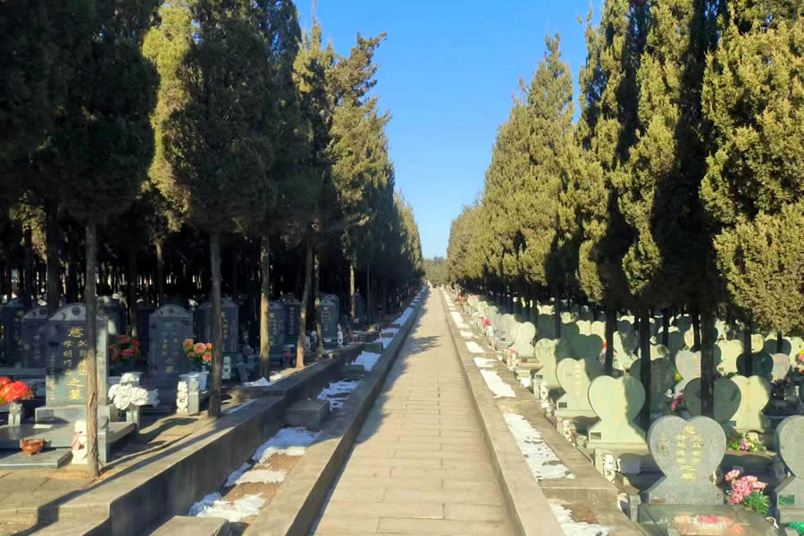 沈阳天山墓园