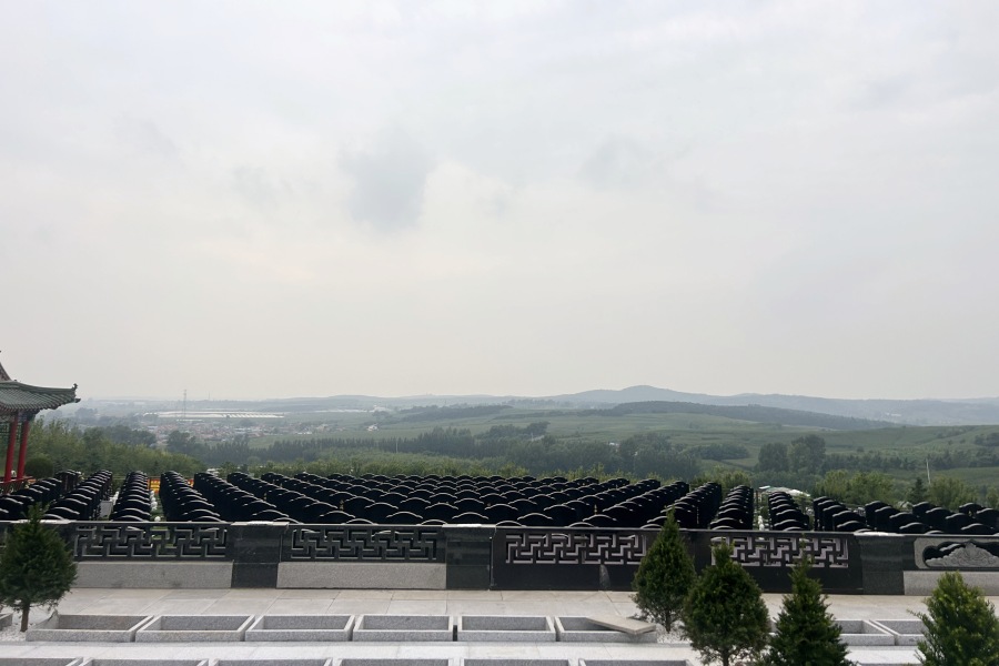 沈阳龙福山墓园