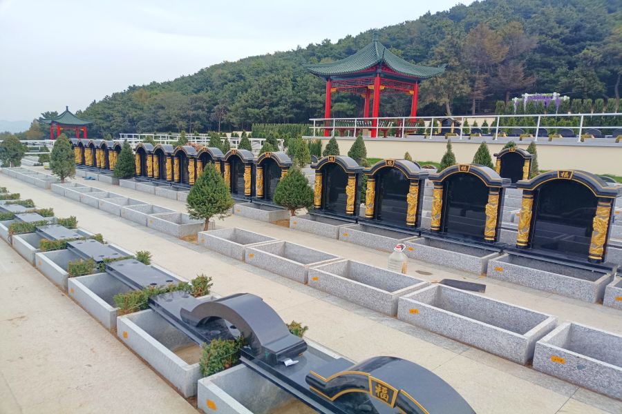 沈阳龙福山墓园