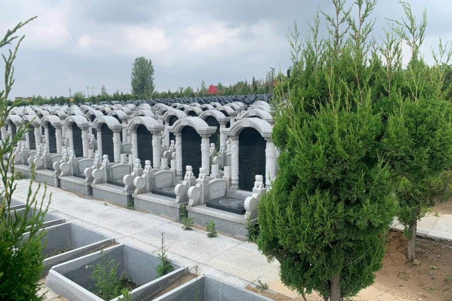 沈阳隆宝山墓园