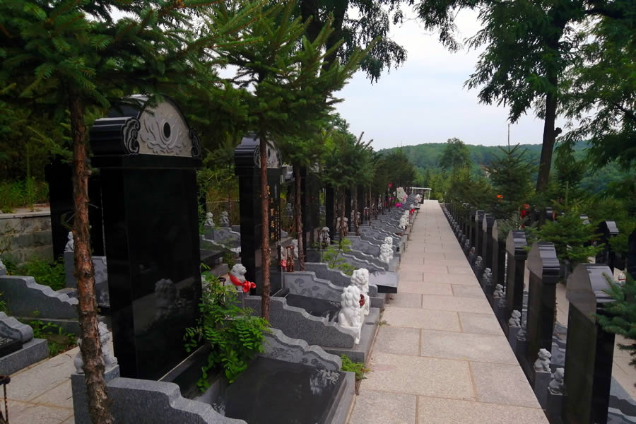 沈阳龙泉古园墓园