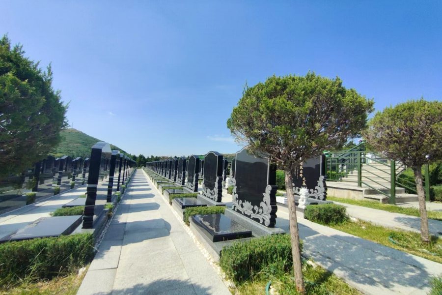 沈阳龙福山墓园