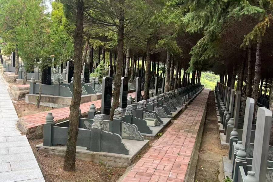 沈阳塔山公墓