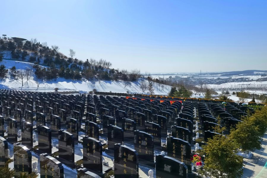 沈阳龙福山墓园 沈阳龙福山墓园