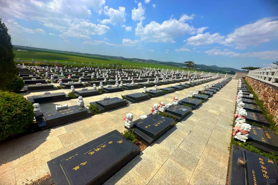 沈阳北龙山墓园 沈阳北龙山墓园