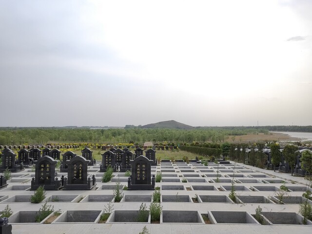 沈阳隆宝山墓园