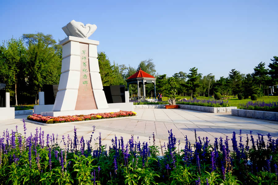 沈阳龙泉古园墓园