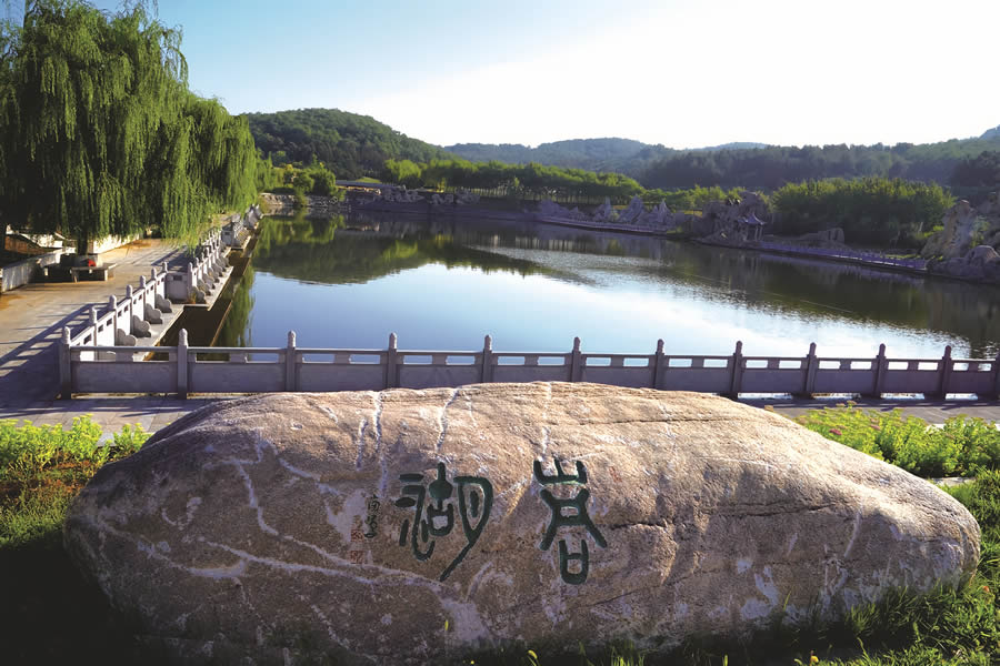 沈阳龙泉古园墓园