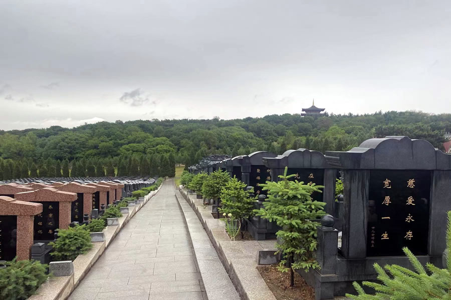 沈阳中华寺墓园