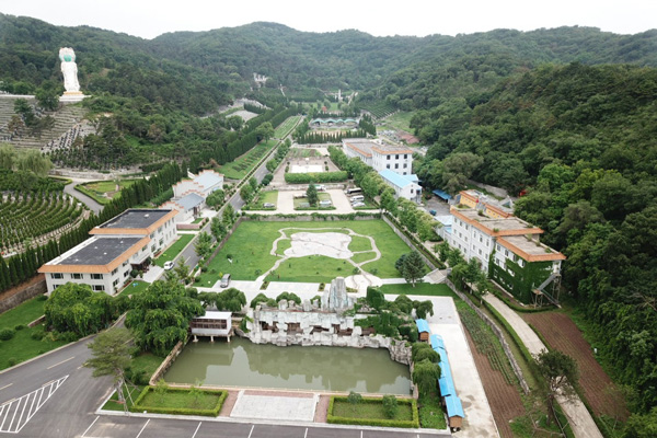 沈阳大河贝墓园