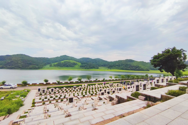 沈阳大河贝墓园 沈阳大河贝墓园