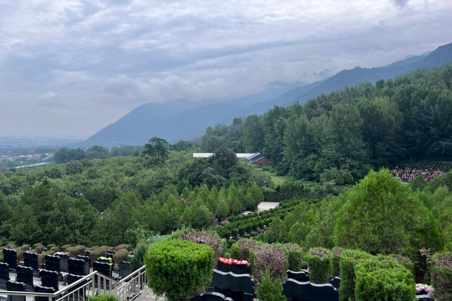 沈阳大河贝墓园