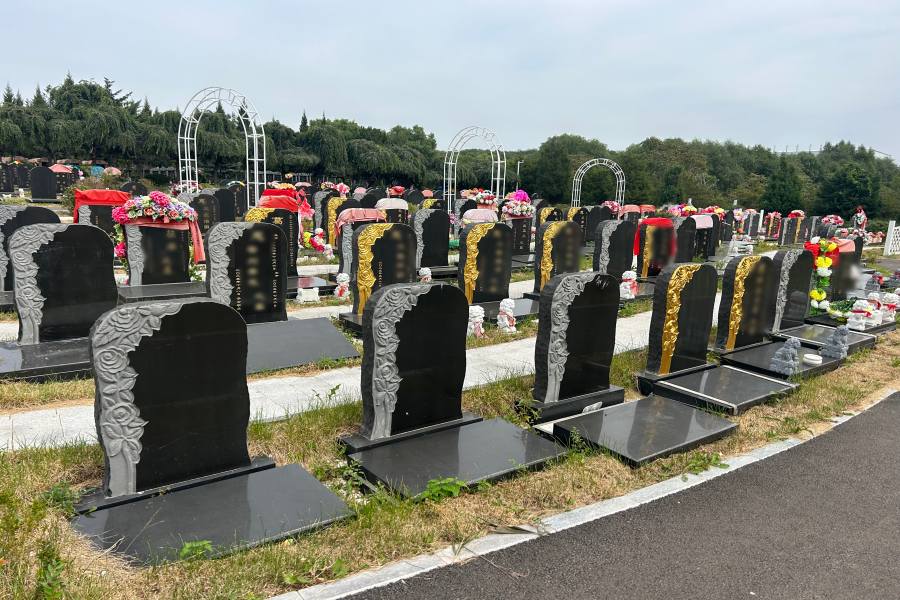 沈阳回龙岗墓园