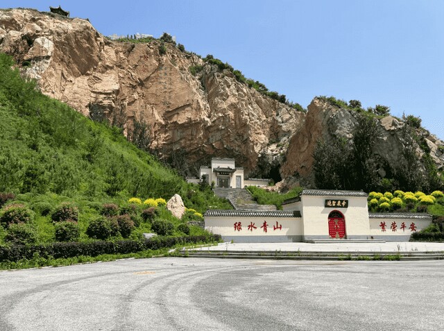 沈阳龙福山墓园