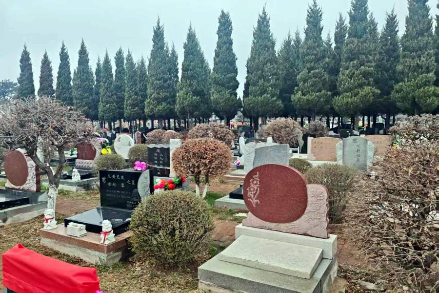 沈阳回龙岗墓园