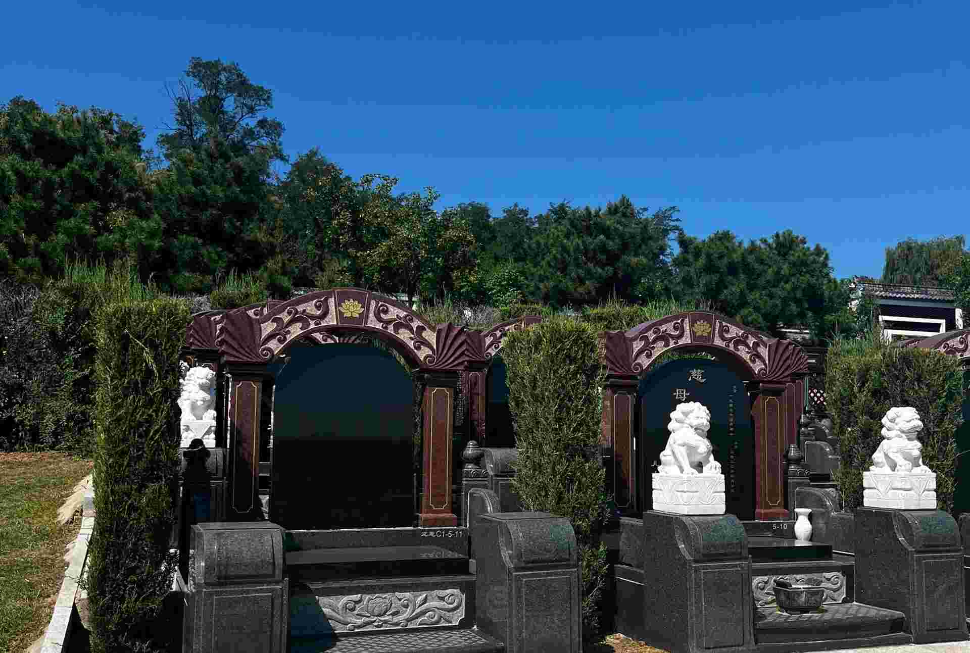沈阳龙福山墓园