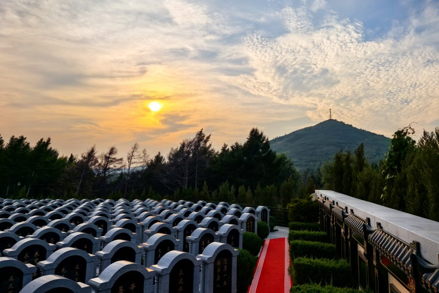 沈阳龙福山墓园