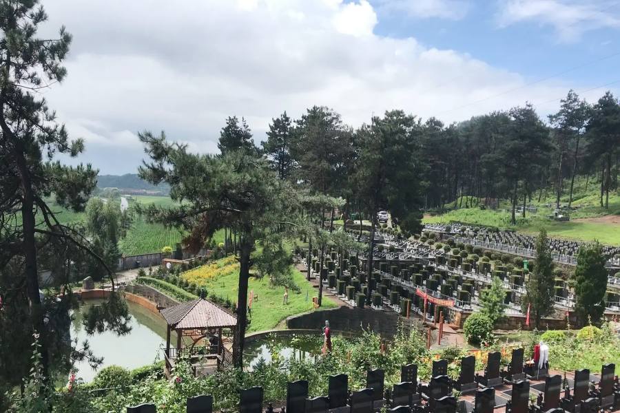 沈阳塔山公墓 沈阳塔山公墓