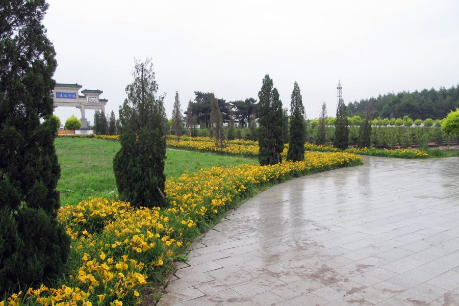 沈阳市纪念林墓园 沈阳市纪念林墓园