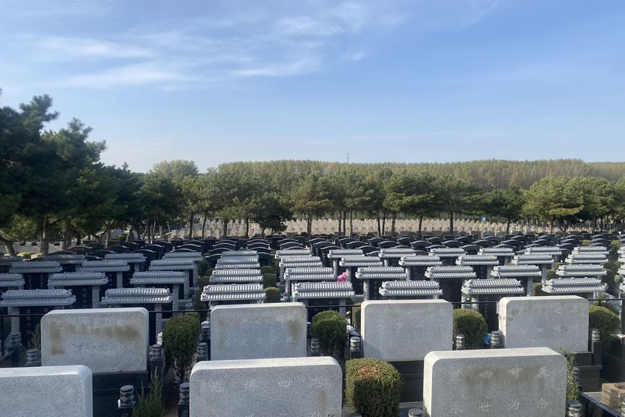 沈阳东山公墓价格