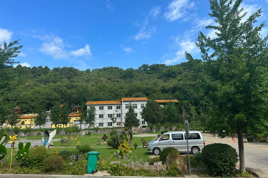 沈阳大河贝墓园