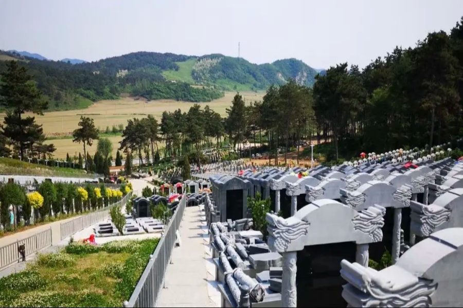 沈阳塔山公墓